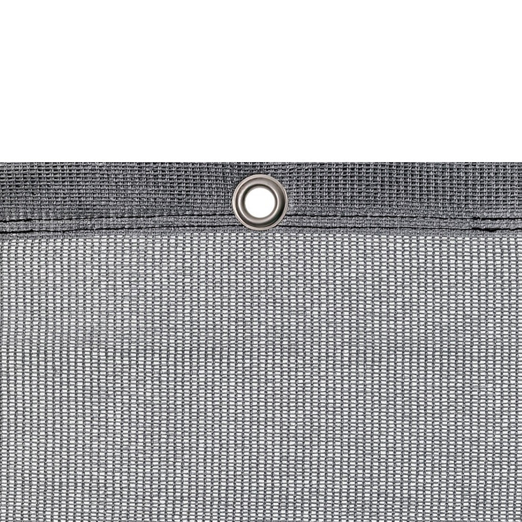 Insynsskydd - Vindnät – Bandväv - Löpmeterpris löpande alt. hel rulle om 50 eller 100m. Monteras enkelt på stängsel ink karbinhakar för öljetter varje 0.5m meter. Färg: Silver Grå