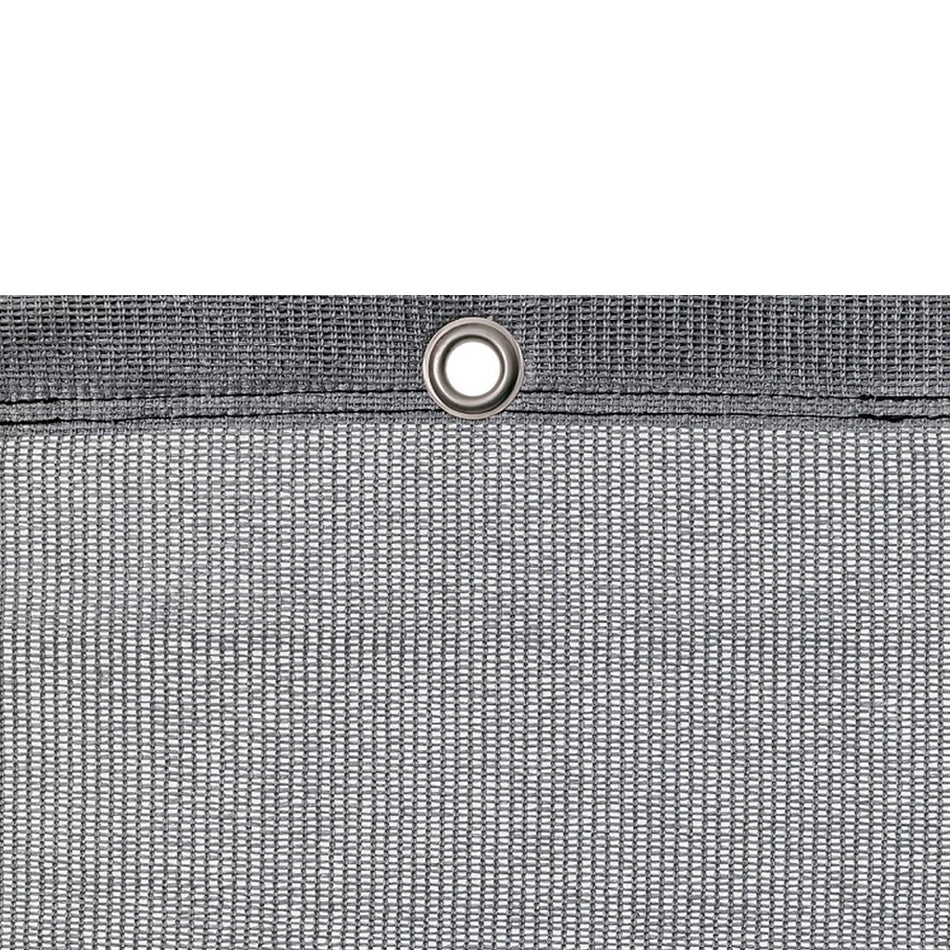 Insynsskydd - Vindnät – Bandväv - Löpmeterpris löpande alt. hel rulle om 50 eller 100m. Monteras enkelt på stängsel ink karbinhakar för öljetter varje 0.5m meter. Färg: Silver Grå